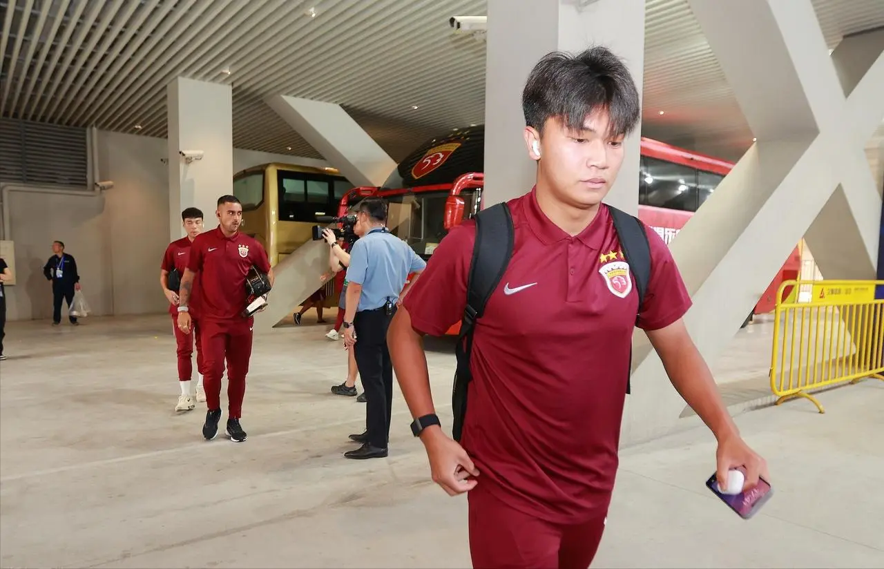 很多球员其, 名前锋分别, 队公布 很多球员其, 名前锋分别, 队公布