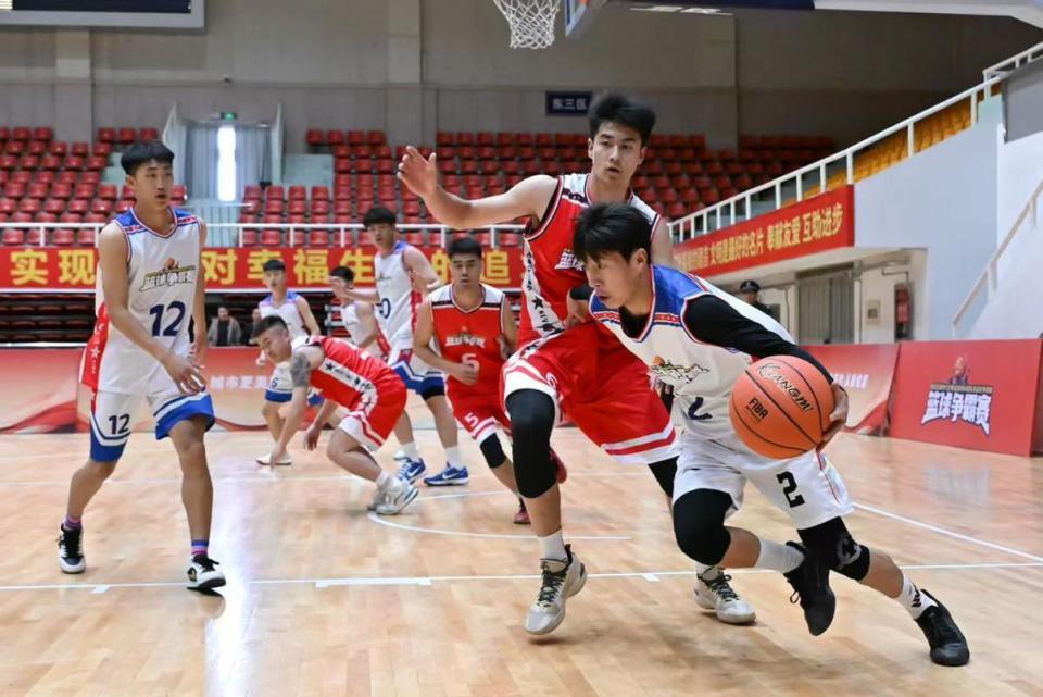 src, 们热烈的掌 src, 们热烈的掌